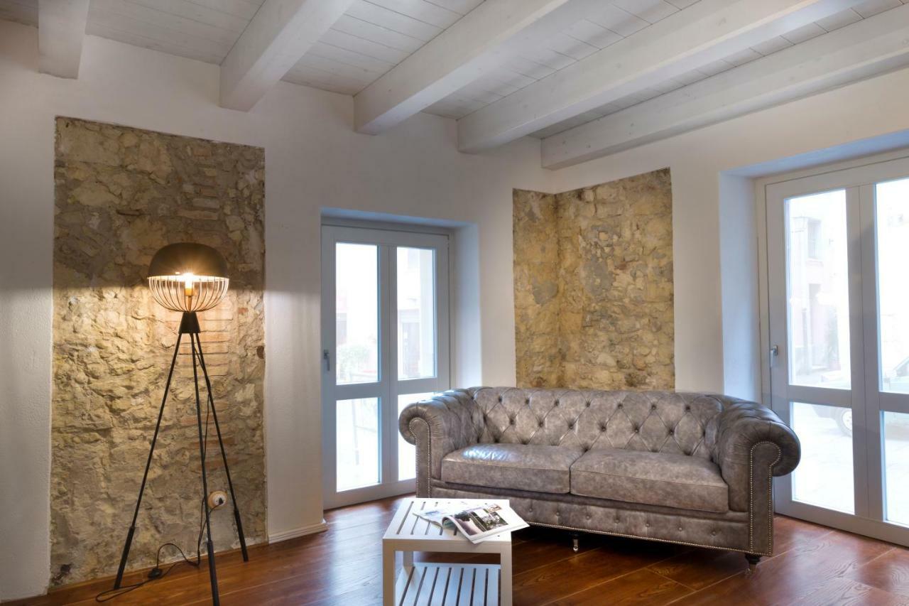 Cagliari Marina Harbour Guest house&Lounge Esterno foto