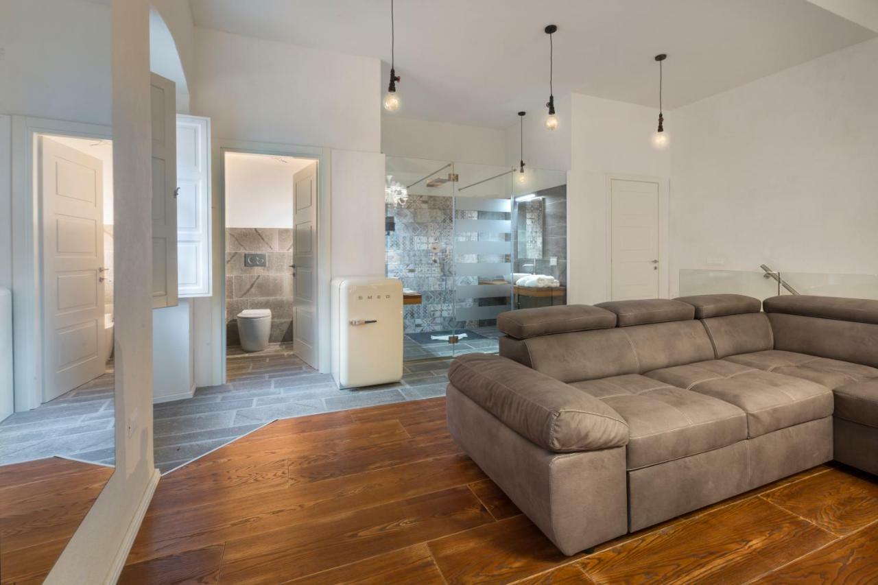 Cagliari Marina Harbour Guest house&Lounge Esterno foto