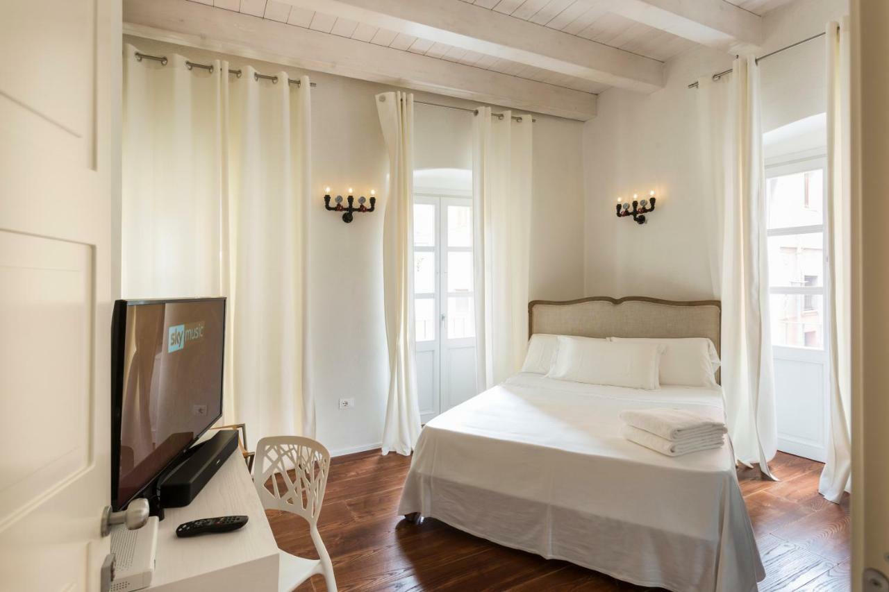 Cagliari Marina Harbour Guest house&Lounge Esterno foto
